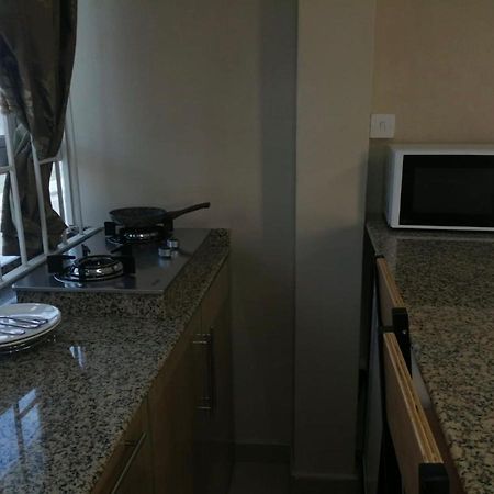 Champs De Mars Apartment Πορ-Λουί Εξωτερικό φωτογραφία