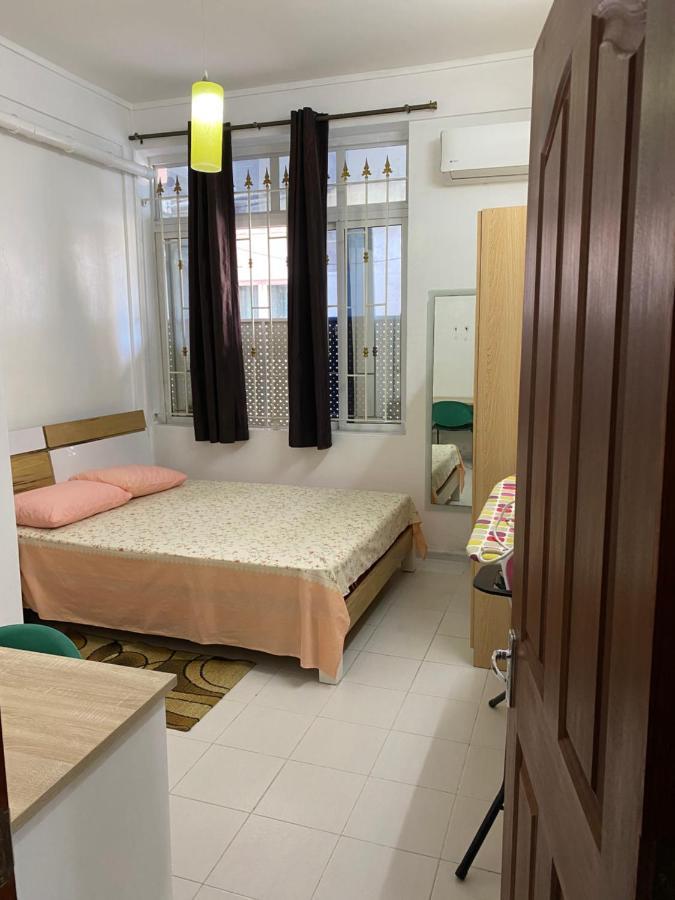 Champs De Mars Apartment Πορ-Λουί Εξωτερικό φωτογραφία