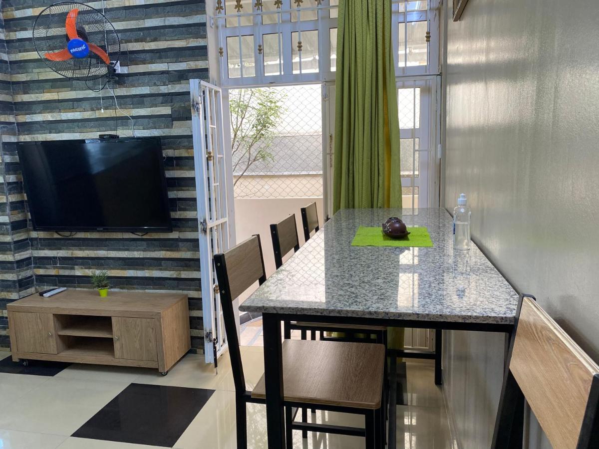 Champs De Mars Apartment Πορ-Λουί Εξωτερικό φωτογραφία