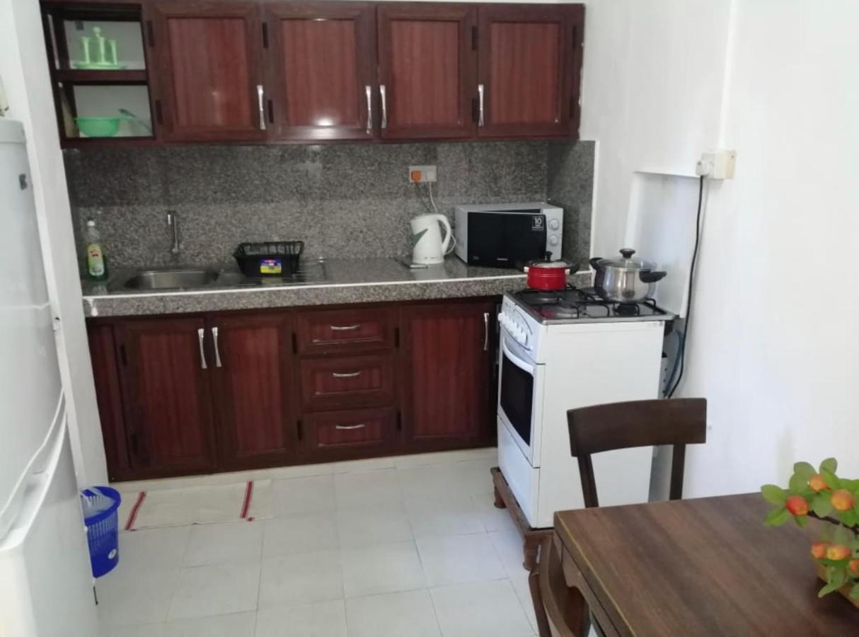 Champs De Mars Apartment Πορ-Λουί Εξωτερικό φωτογραφία